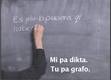 (Manu grafo epi tabula.)